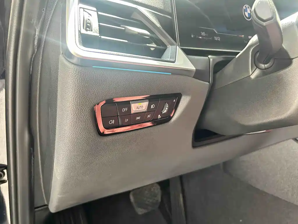 BMW 3 Series 2024