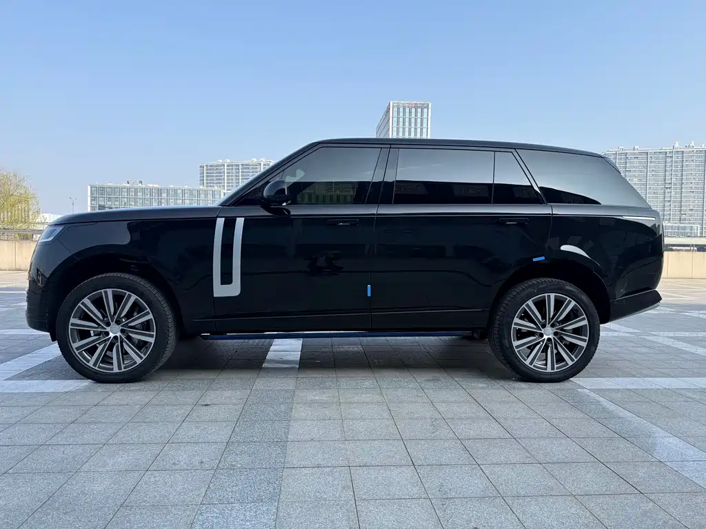 Land Rover Range Rover 2025 — фото 4