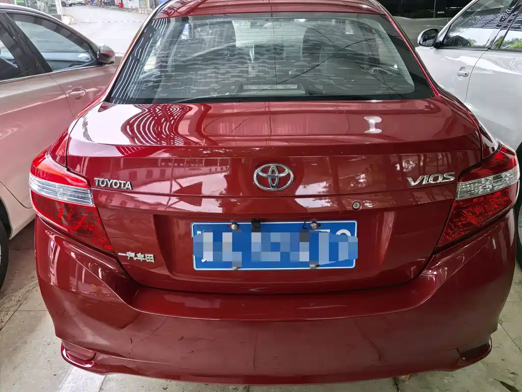Toyota Vios 2015 — фото 11