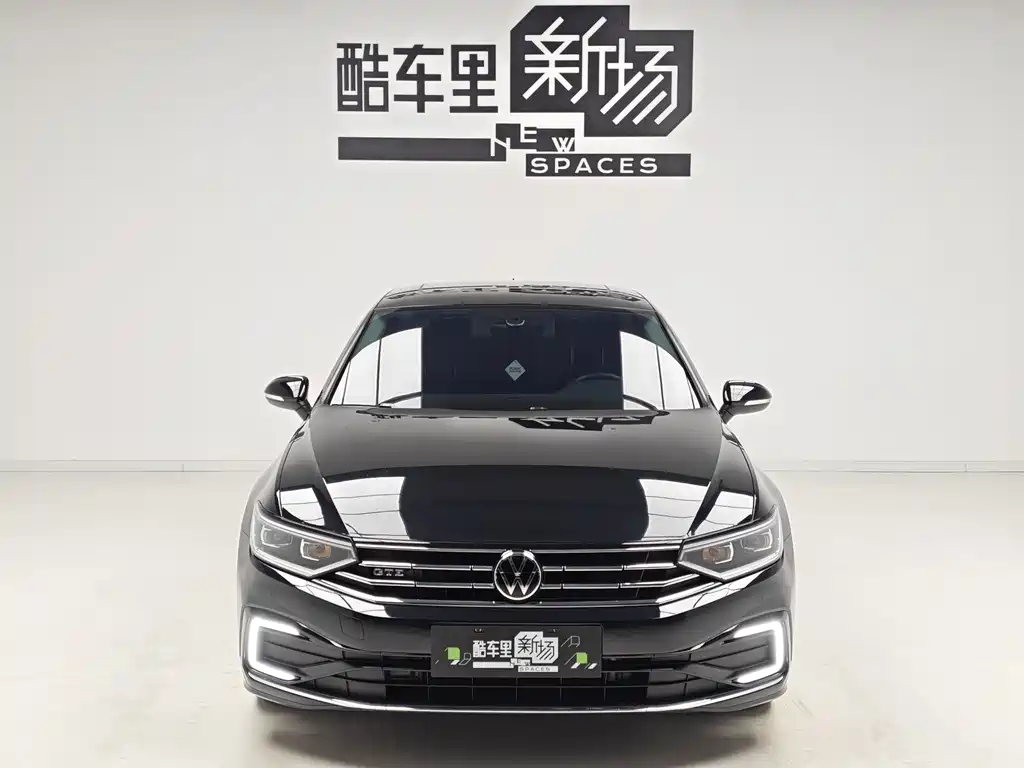 Volkswagen Magotan PHEV 2024