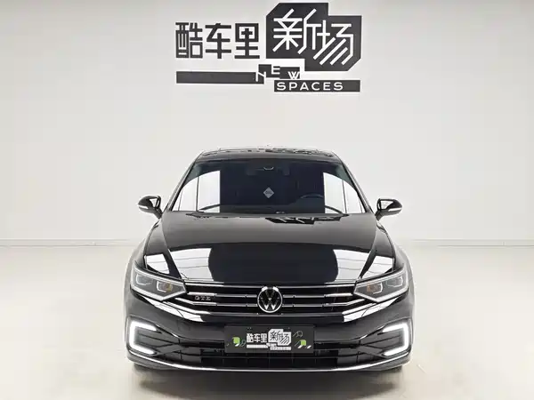 Volkswagen Magotan PHEV 2024