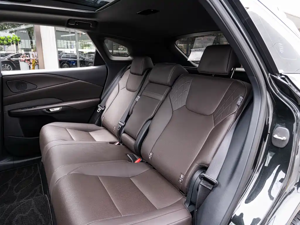 Lexus RX 2025 — фото 12