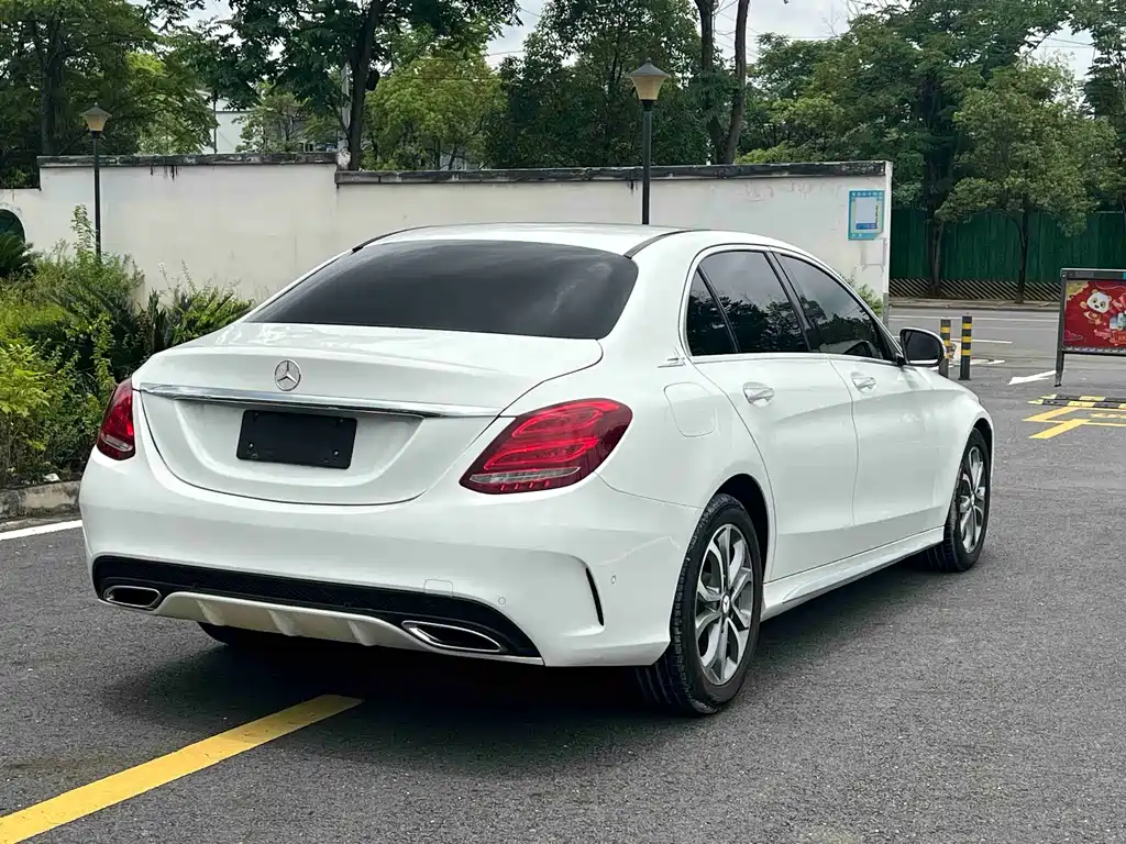 Mercedes-Benz C-Class 2018