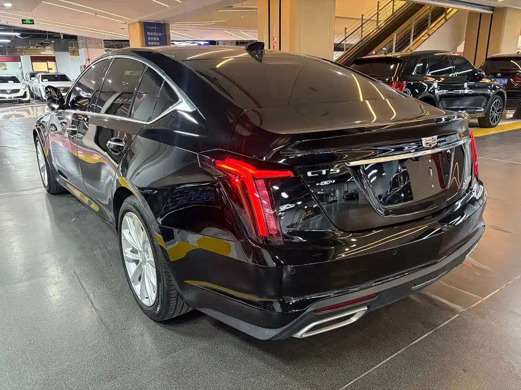 Cadillac CT5 2023 — фото 15