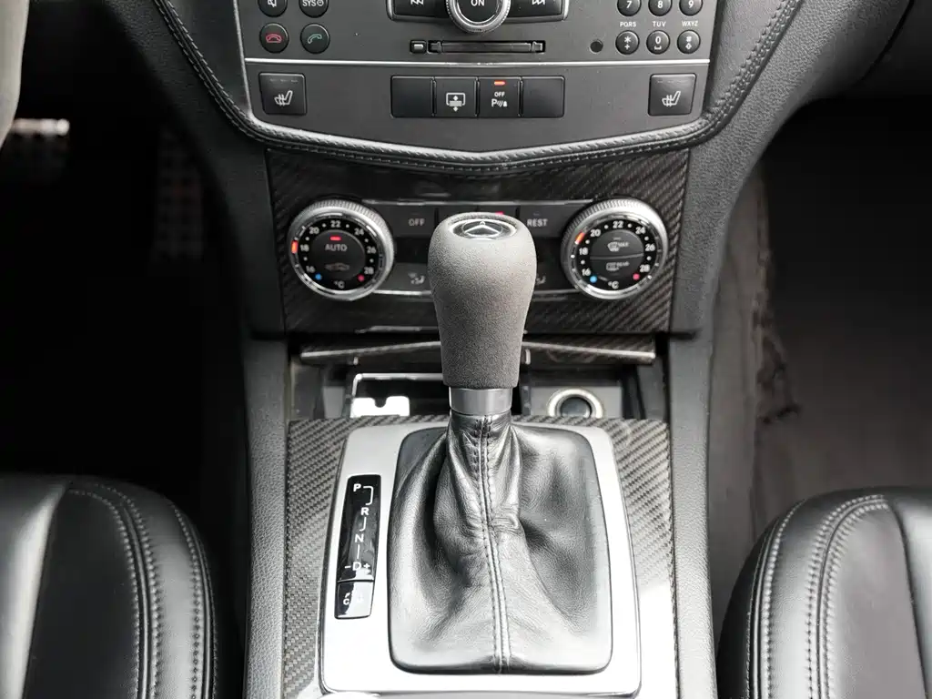 Mercedes-Benz C-Class AMG 2012 — фото 4
