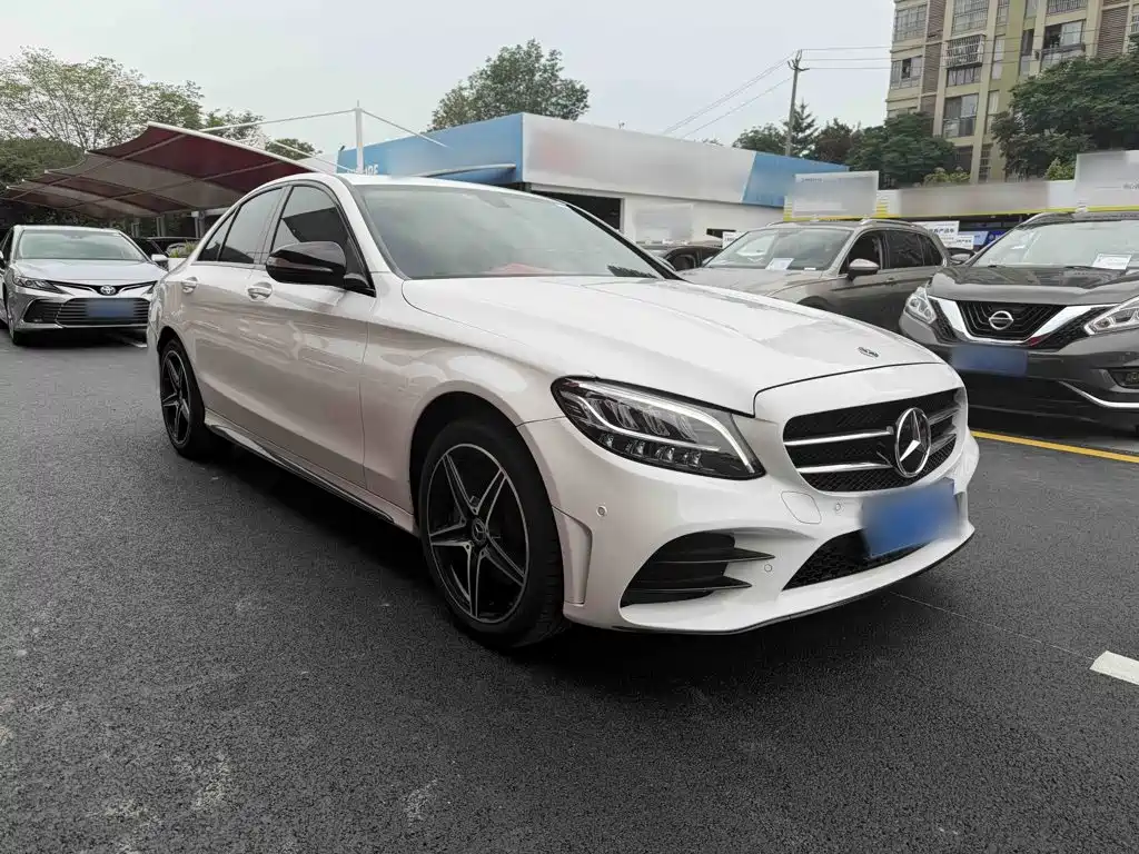 Mercedes-Benz C-Class 2020