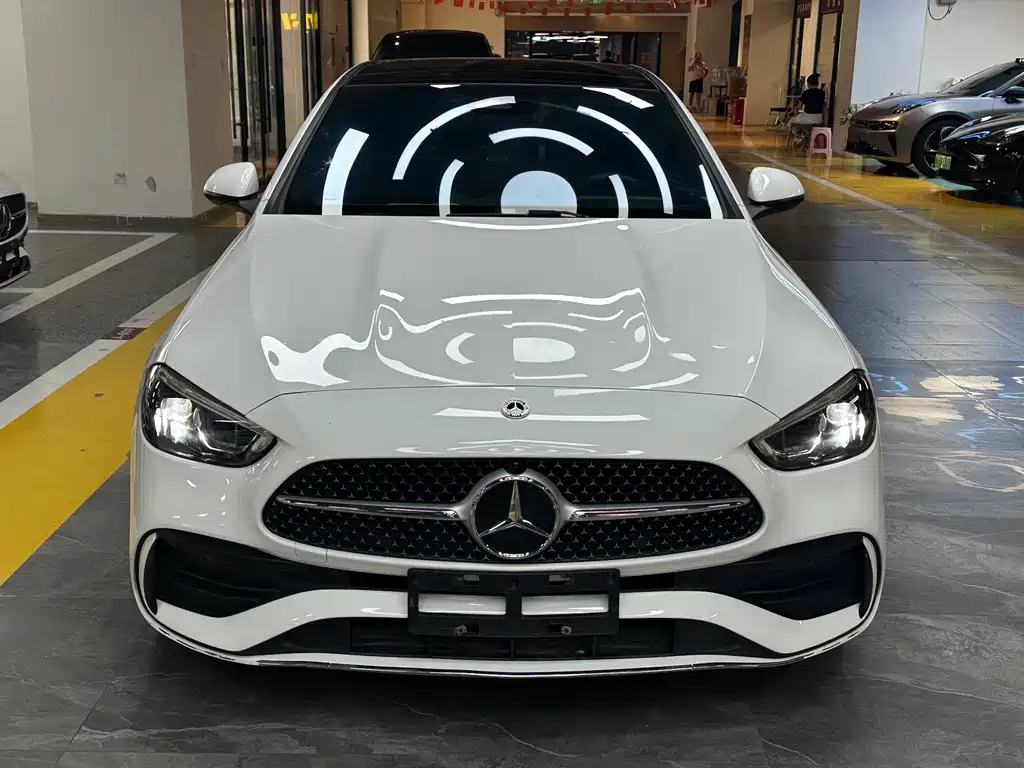 Mercedes-Benz C-Class 2023 — фото 2