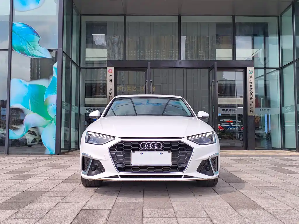 Audi A4L 2020