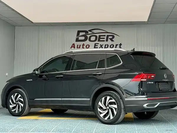 Volkswagen Tiguan L 2022