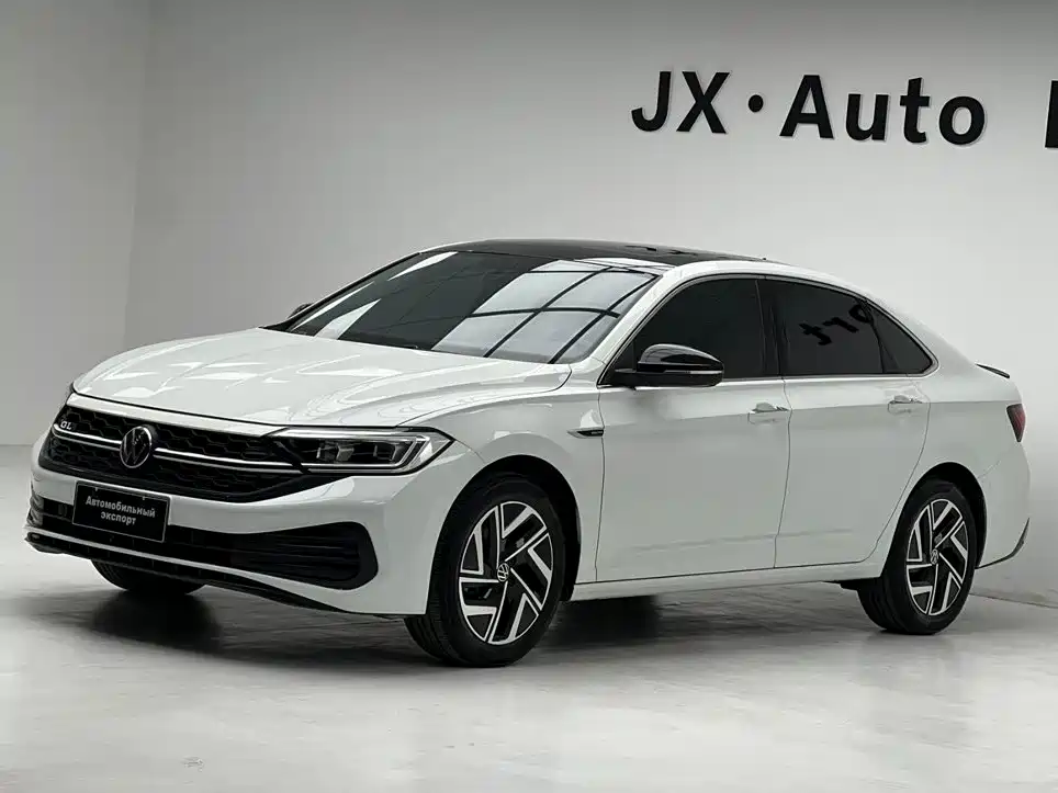 Volkswagen Sagitar 2022