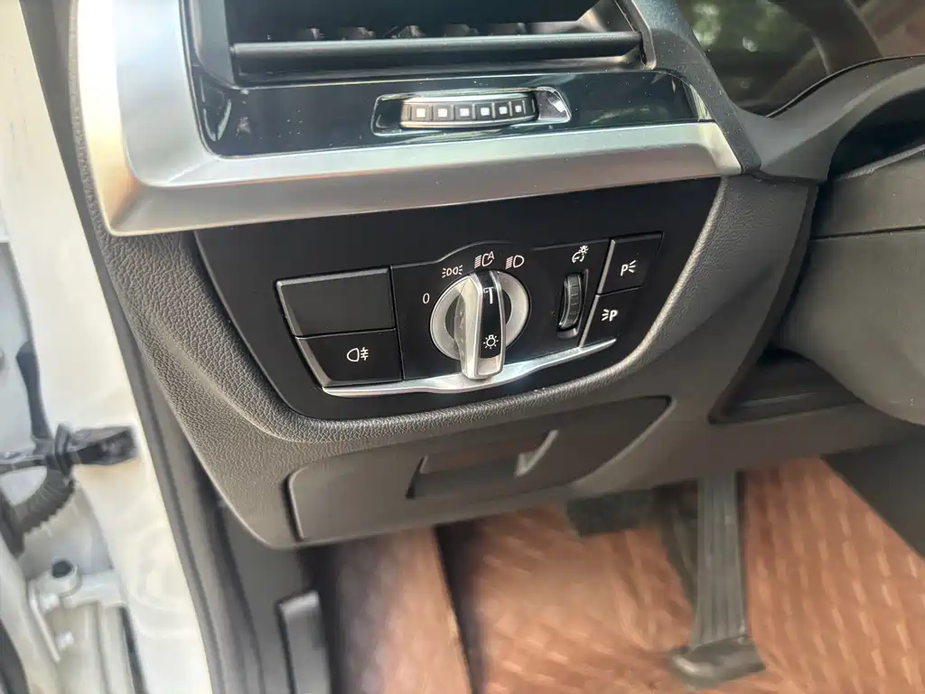 BMW X3 2021 — фото 10