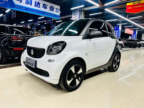 smart fortwo 2018