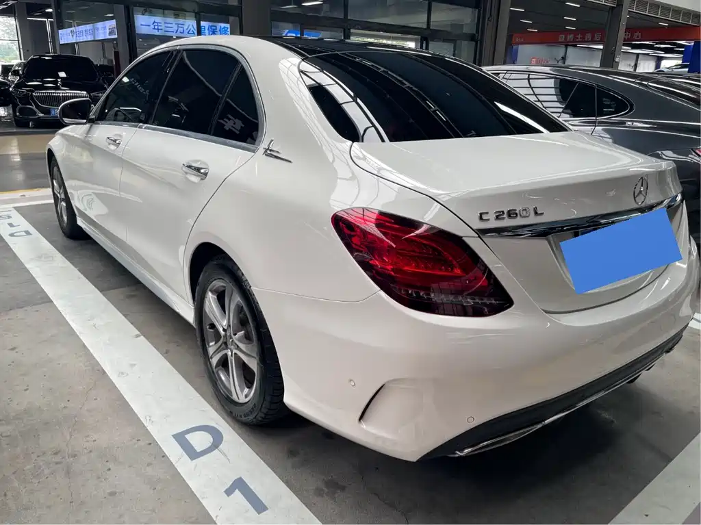 Mercedes-Benz C-Class 2019 — фото 14
