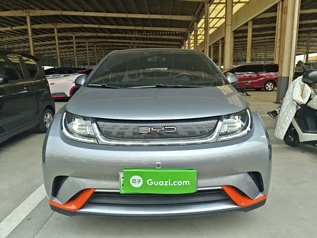 BYD Dolphin 2022