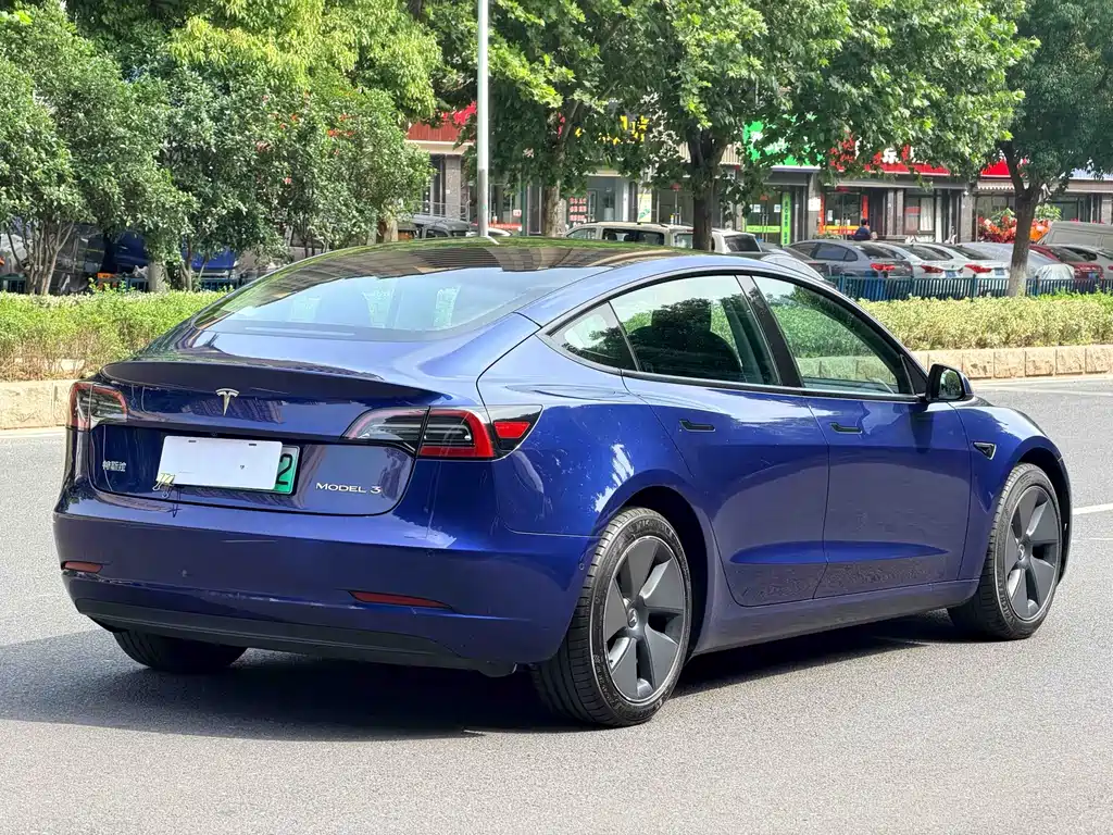 Tesla Model 3 2022 — фото 5