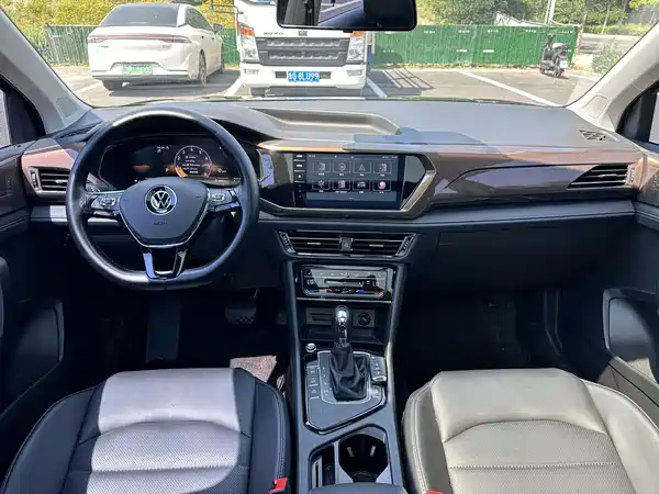 Volkswagen Tharu 2023