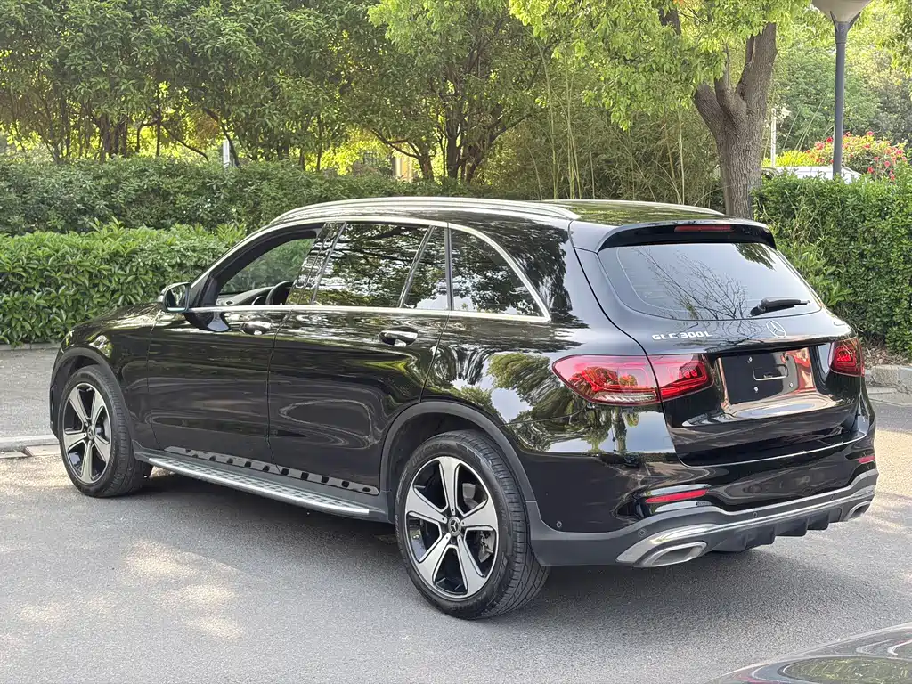 Mercedes-Benz GLC 2019 — фото 19
