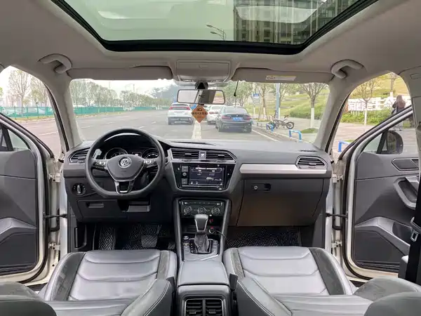 Volkswagen Tiguan L 2019