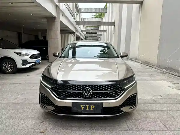Volkswagen Passat 2022