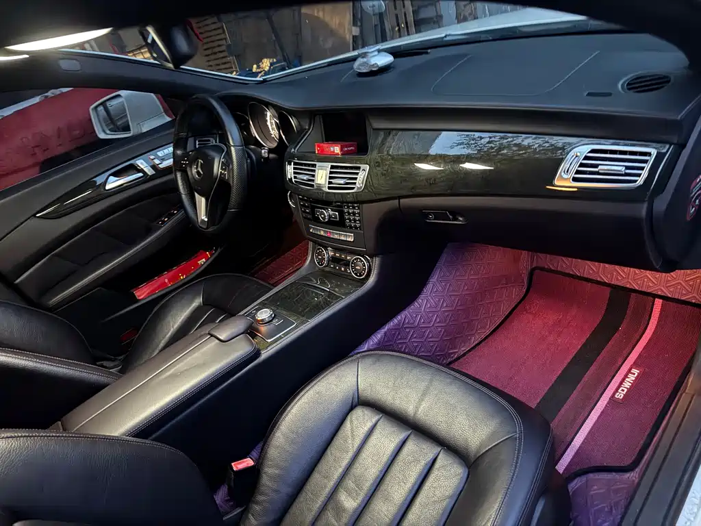 Mercedes-Benz CLS 2015 — фото 7