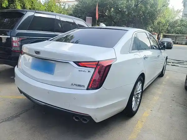 Cadillac CT6 2021
