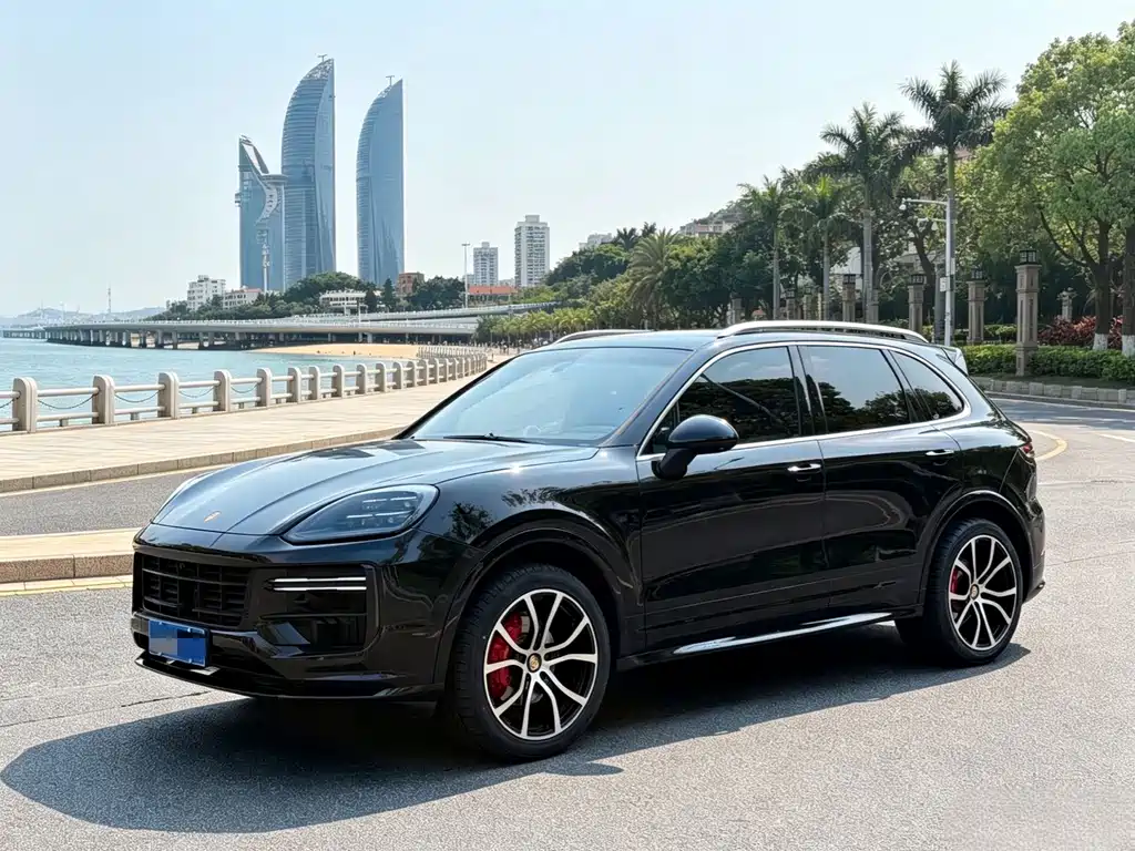 Porsche Cayenne 2013 — фото 1