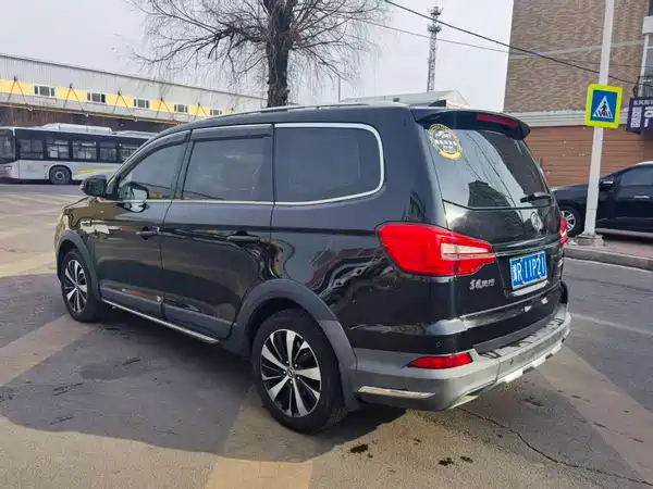 Dongfeng Jingyi X6 2017