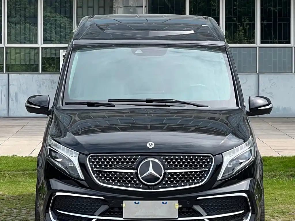 Mercedes-Benz V-Class 2023