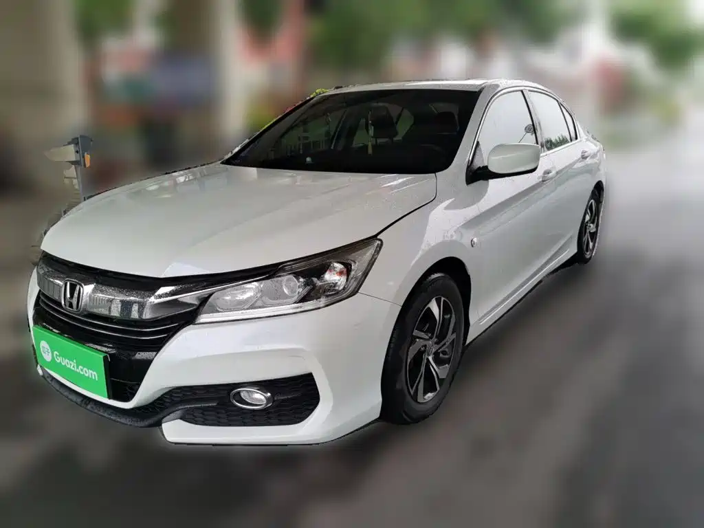 Honda Accord 2017 — фото 1