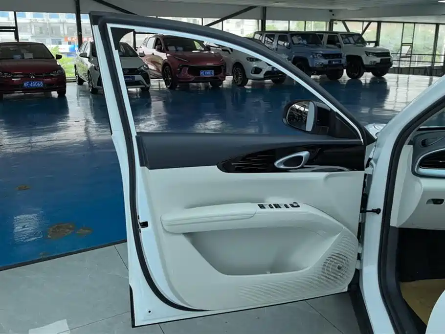 Geely Galaxy Starwish 2025