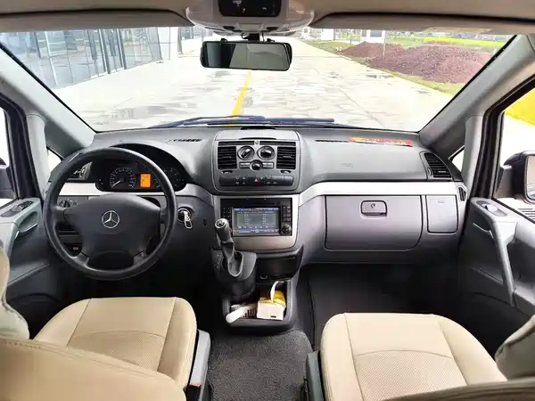 Mercedes-Benz Vito 2012