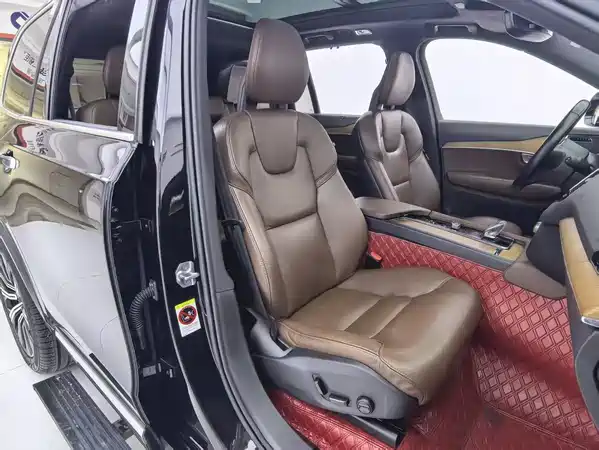 Volvo XC90 2021