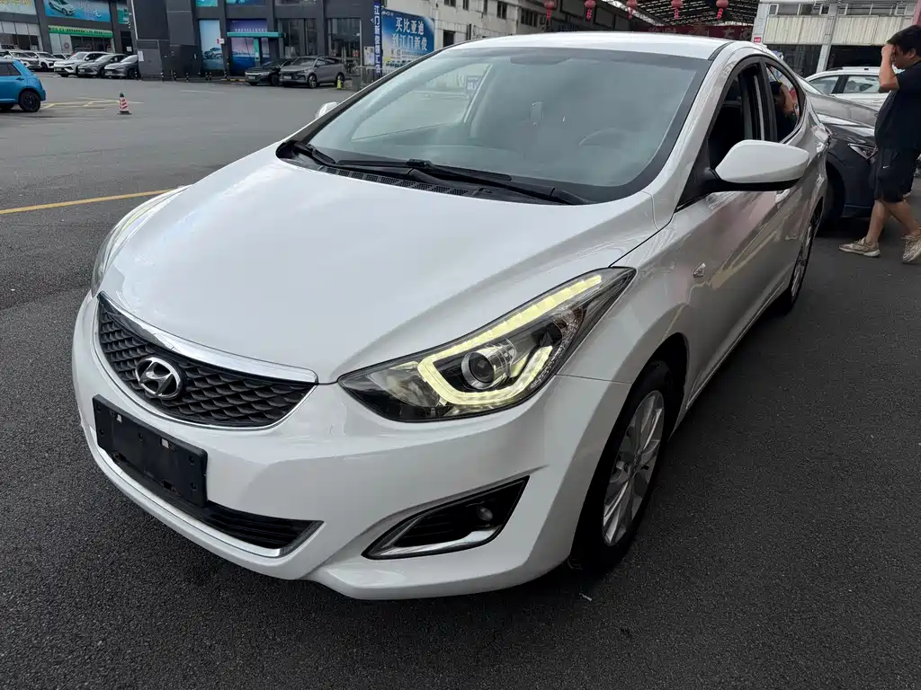 Hyundai Elantra Langdong 2017 — фото 1