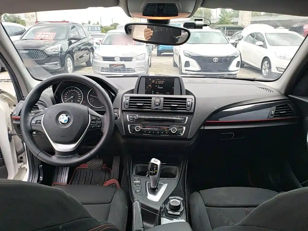 BMW 1 Series 2015 — фото 6