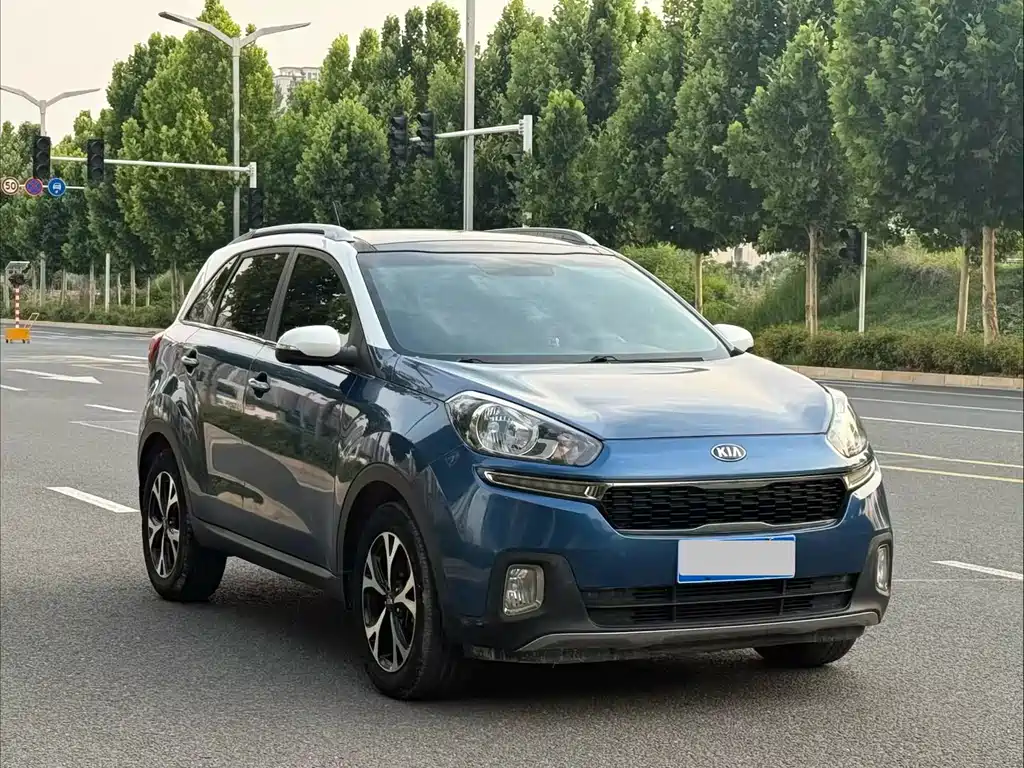 Kia KX3 2016 — фото 3