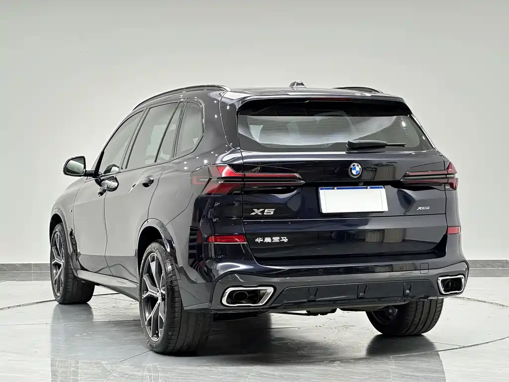 BMW X5 2025 — фото 6