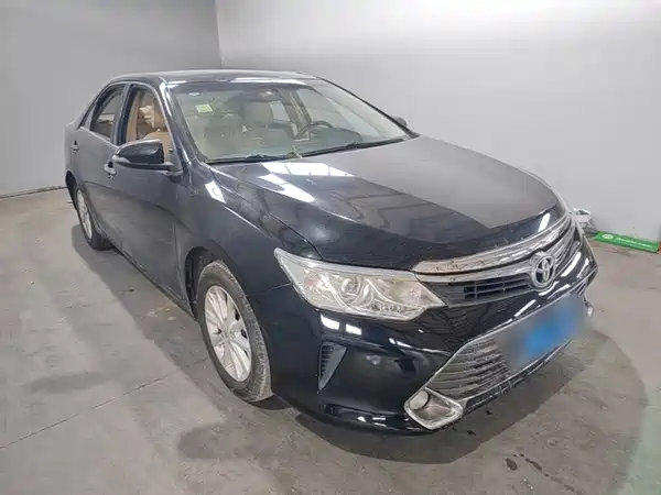 Toyota Camry 2015