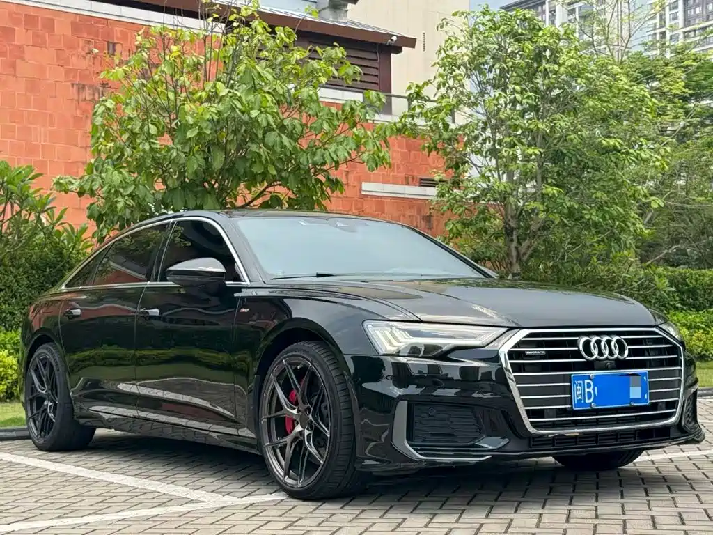 Audi A6L 2022