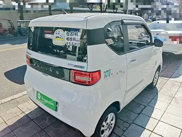 Wuling Hongguang MINIEV 2021