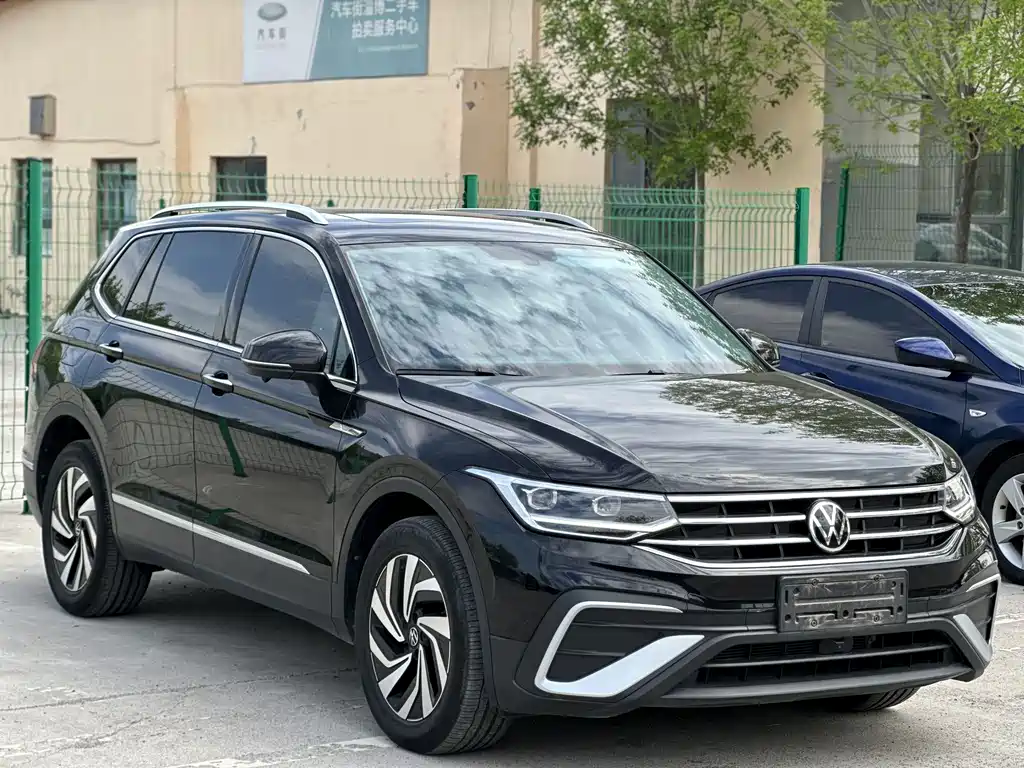 Volkswagen Tiguan L 2022