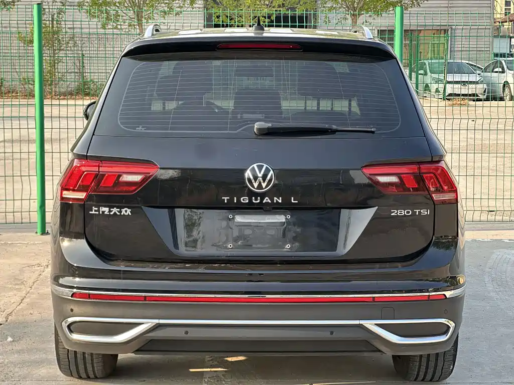 Volkswagen Tiguan L 2022 — фото 8