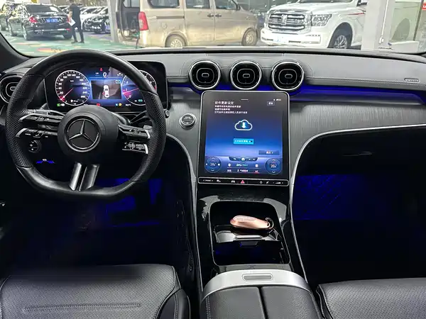 Mercedes-Benz C-Class 2022