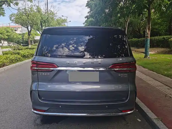Roewe iMAX8 2021