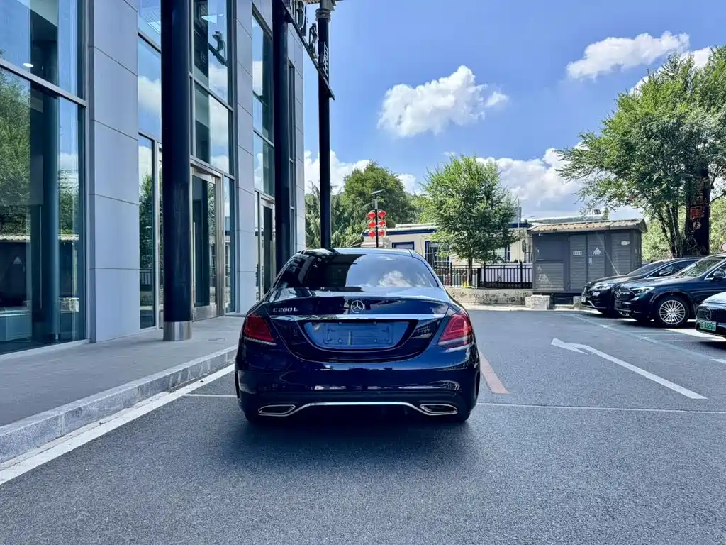 Mercedes-Benz C-Class 2020
