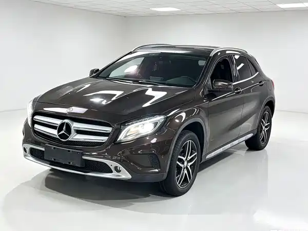 Mercedes-Benz GLA 2016
