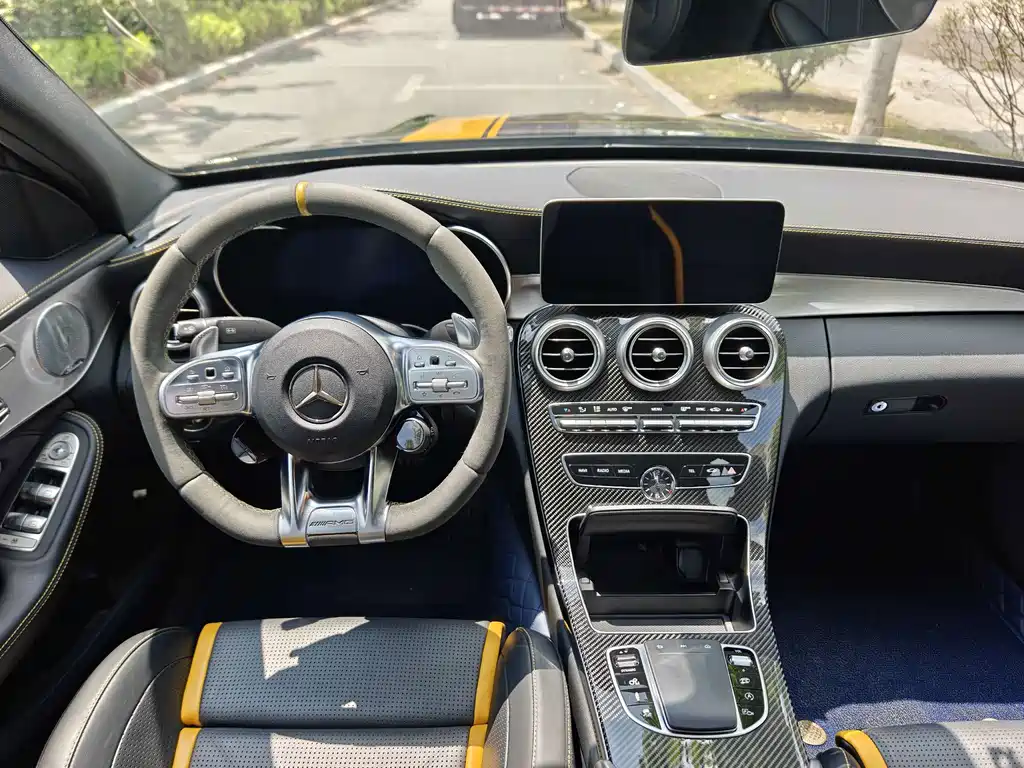 Mercedes-Benz C-Class AMG 2022 — фото 7