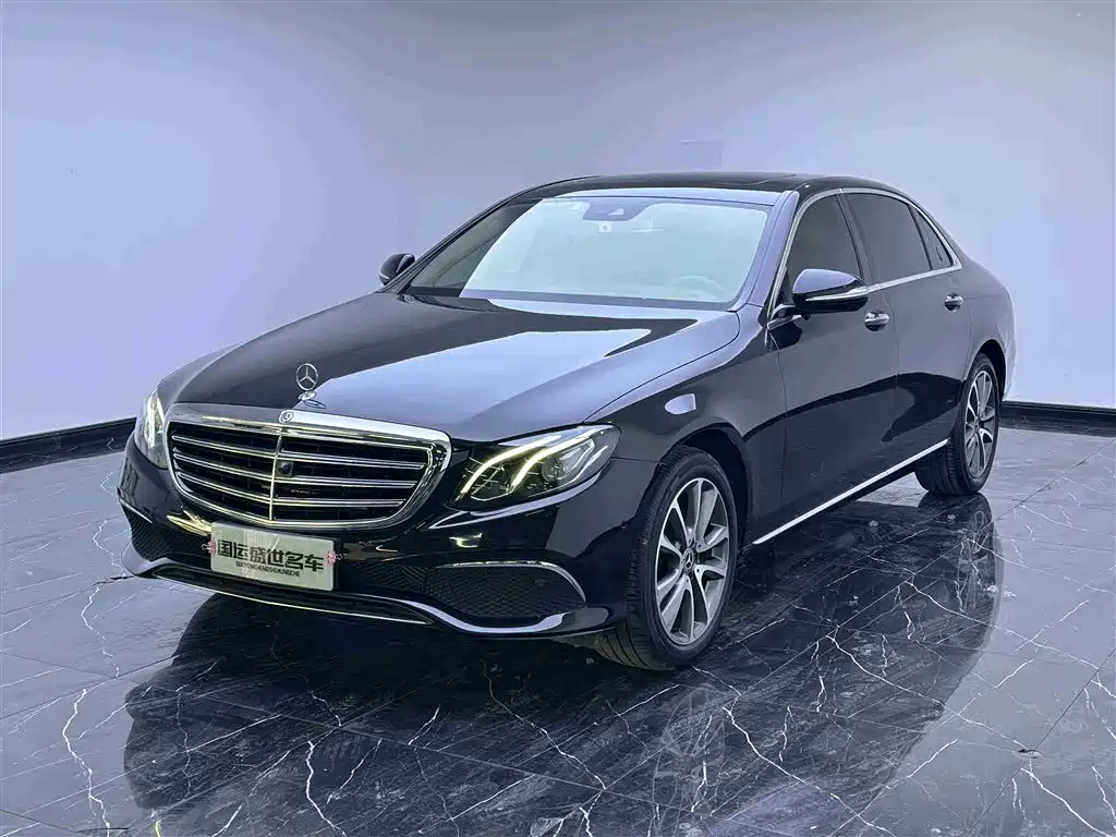 Mercedes-Benz E-Class 2017 — фото 1