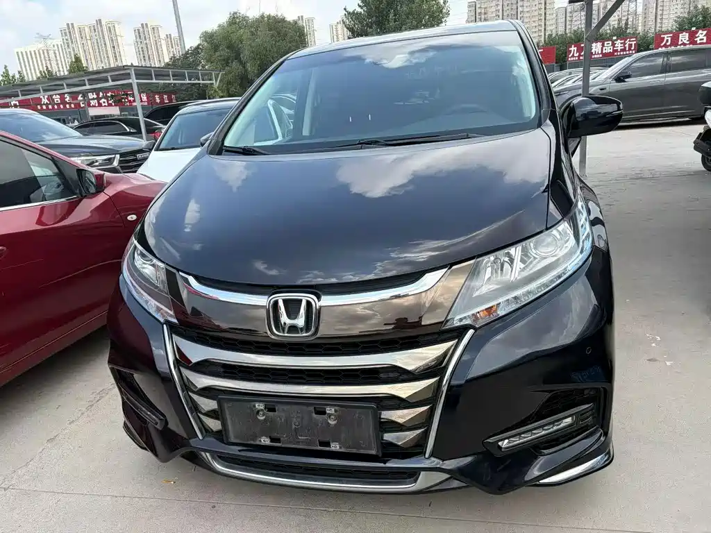 Honda Odyssey 2019 — фото 2
