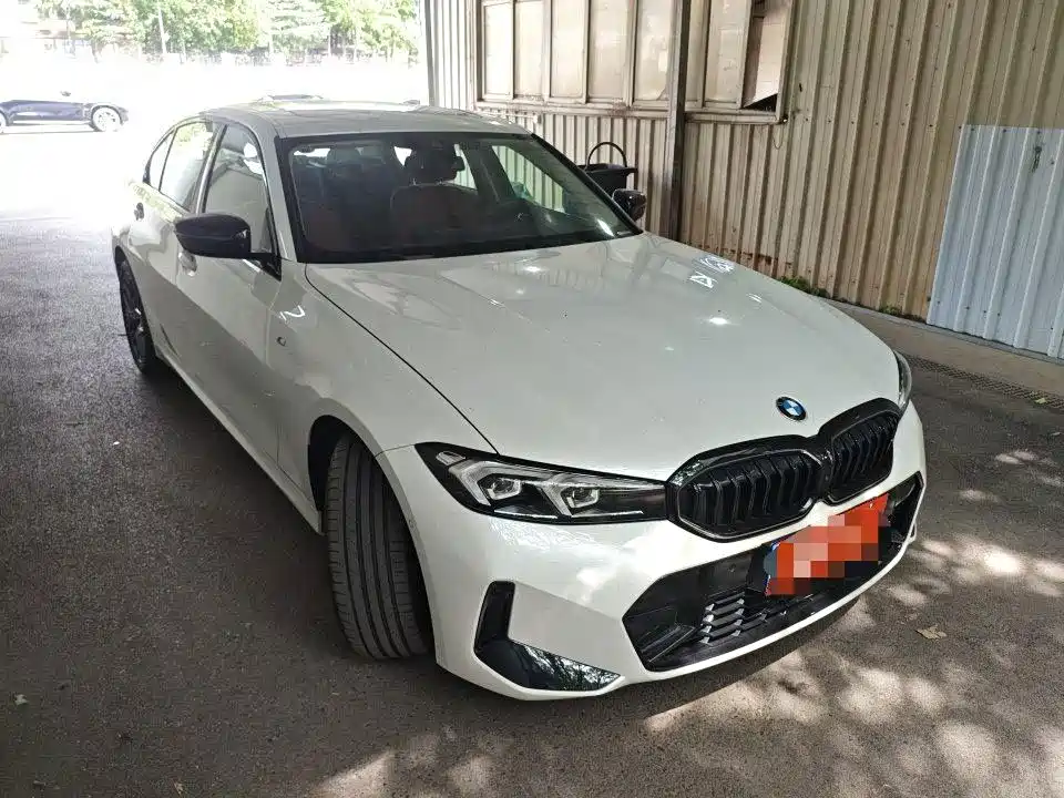 BMW 3 Series 2025