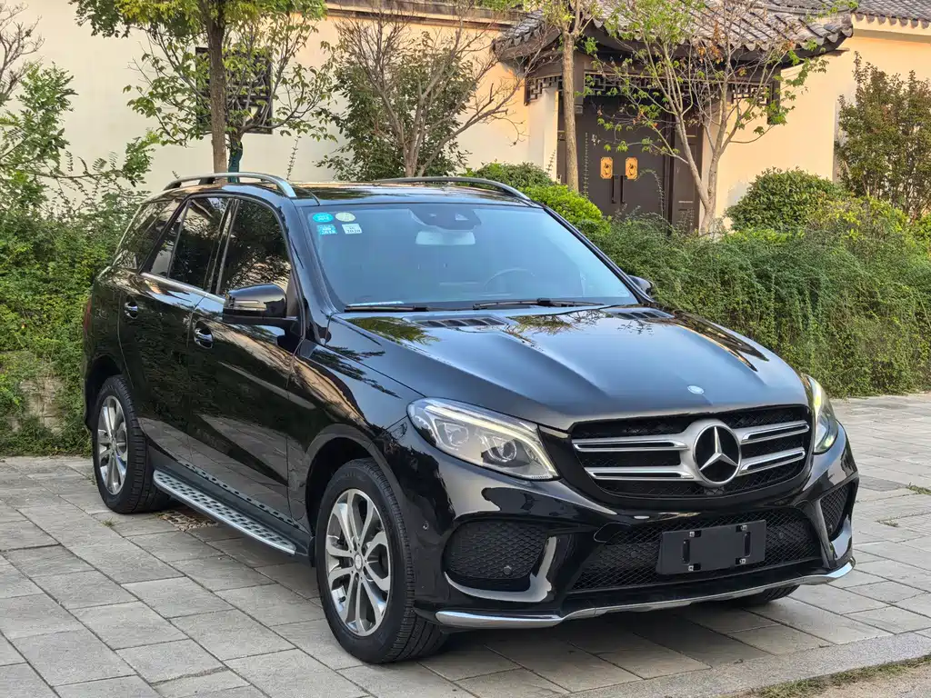 Mercedes-Benz GLE 2016 — фото 3